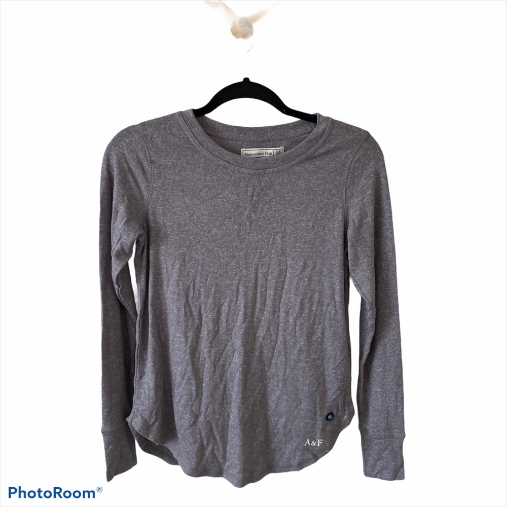 New Abercrombie & Fitch Gray Sweater